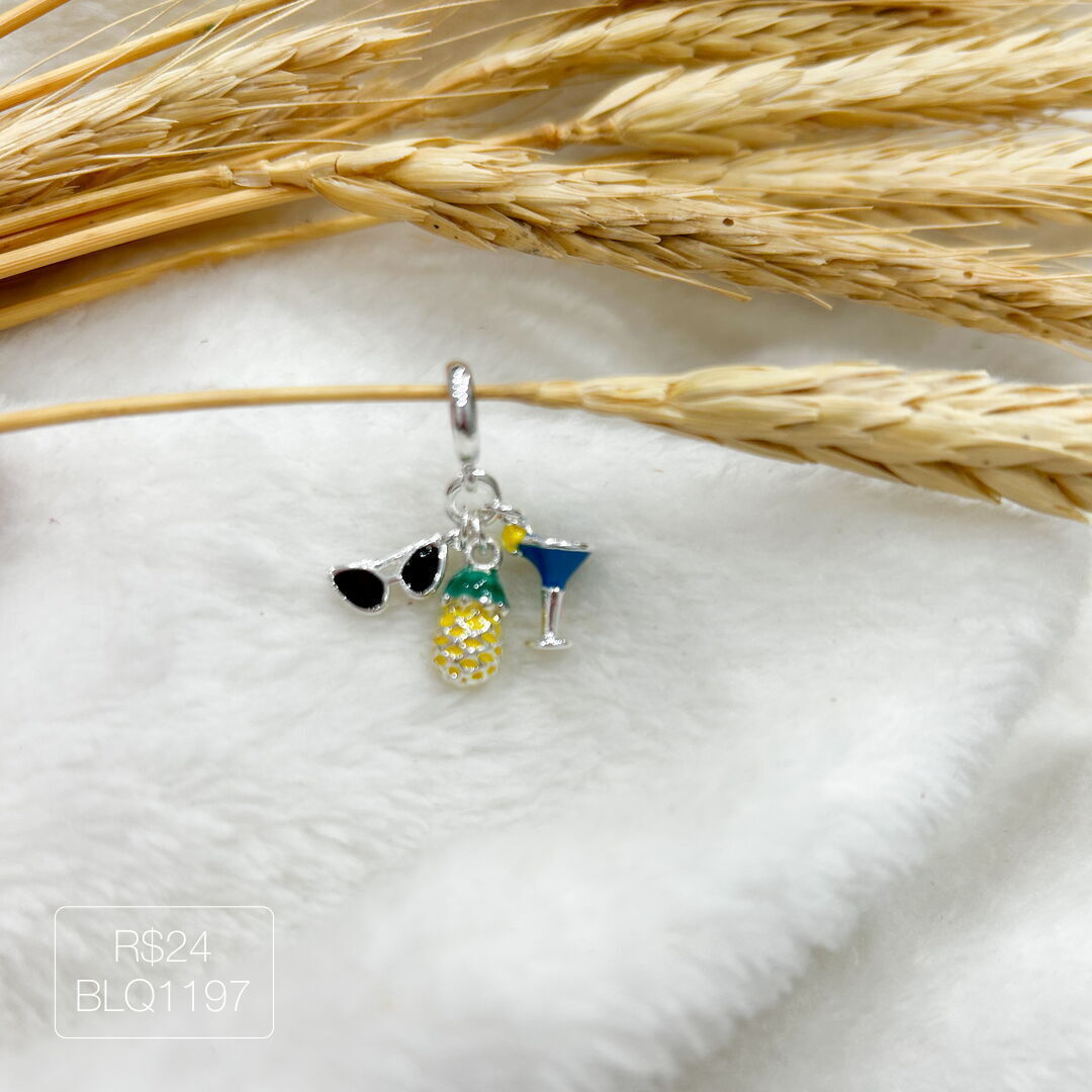 Berloque Taça + Abacaxi + Óculos Pendurado Esmaltado Prateado